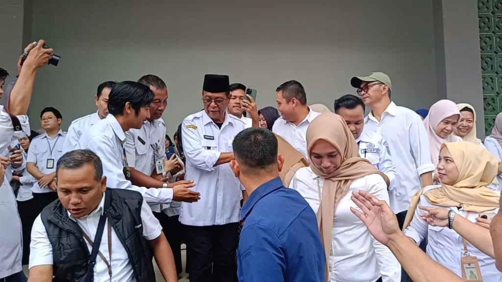 Usai Kalahkan KPK, Paman Birin Mundur dari Jabatan Gubernur Kalsel