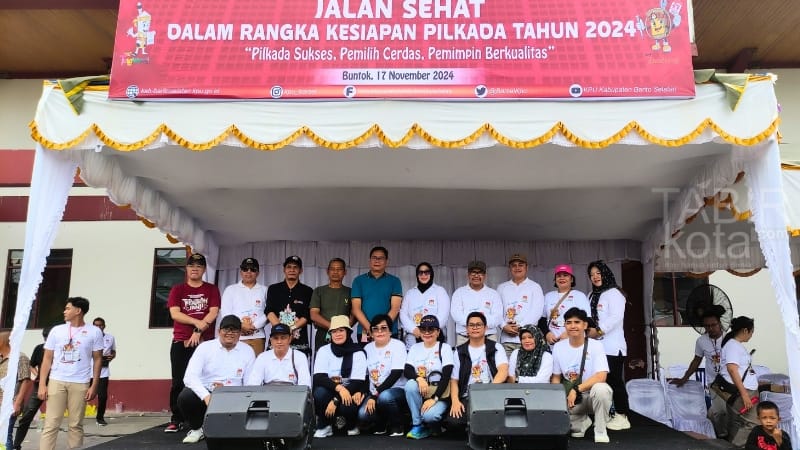 Sosialisasi Pilkada 2024, KPU Barsel Gelar Jalan Sehat