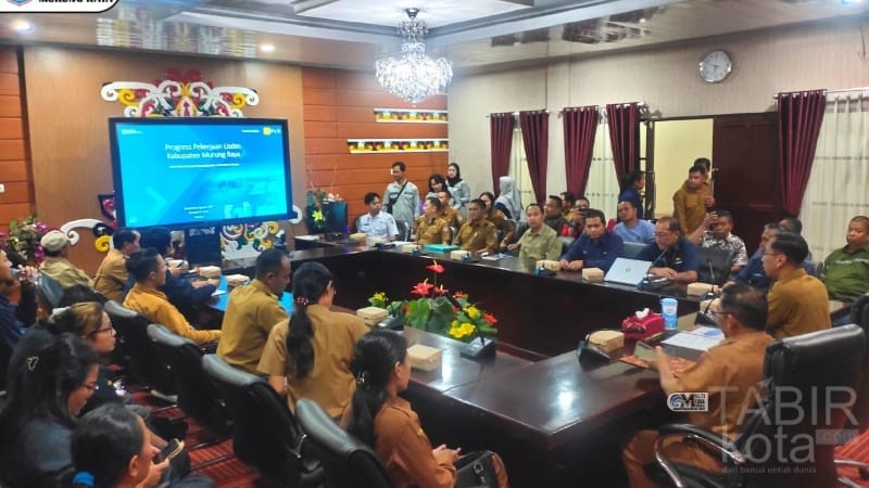 Pemkab Mura Gelar Rapat Progres Program Listrik Desa