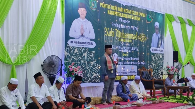 Hadiri Peringatan Isra Mi’raj, Pj Bupati Barsel Ajak Masyarakat Tingkatkan Spiritualitas dan Keimanan