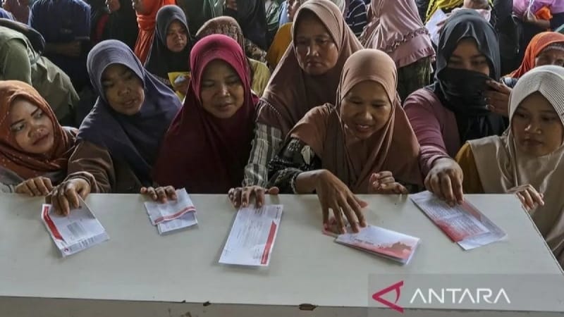 Presiden Instruksikan Efisiensi Anggaran, Menkeu Pastikan Dana Bansos Tidak Terdampak