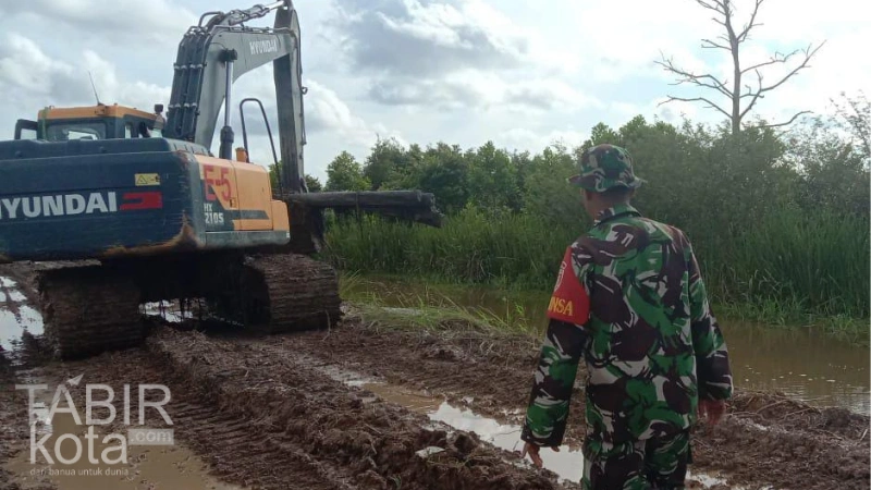 Dukung Swasembada Pangan, Kodim 1010/Tapin Lakukan Pendampingan Cetak Sawah