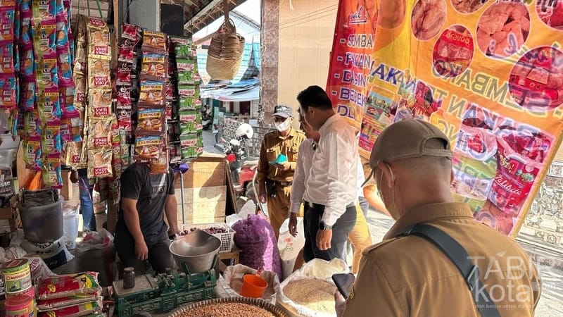 Pastikan Stok dan Harga Bapok Stabil, Tim Satgas Pangan Polres Kotabaru Lakukan Pengecekan