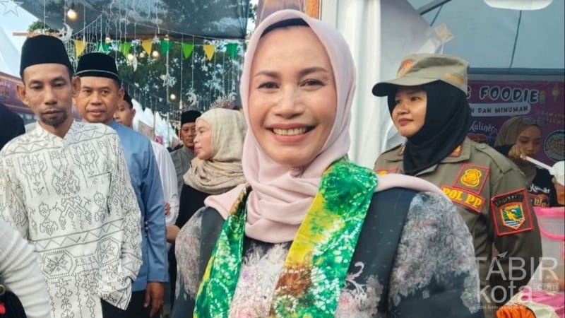 Ketua DPRD Kotabaru Hadiri Pembukaan Pasar Wadai Ramadan