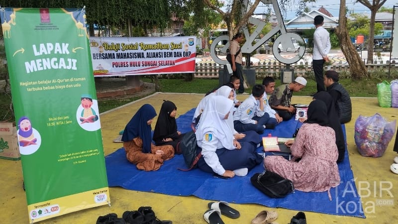 Safari Ramadhan Jilid II, PC PMI HSS Gelar Lapak Mengaji di Taman Palidangan