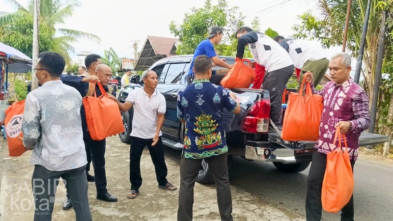 Tanggap Darurat Banjir, Bupati Barsel Pastikan Bantuan Sampai ke Daerah Terdampak