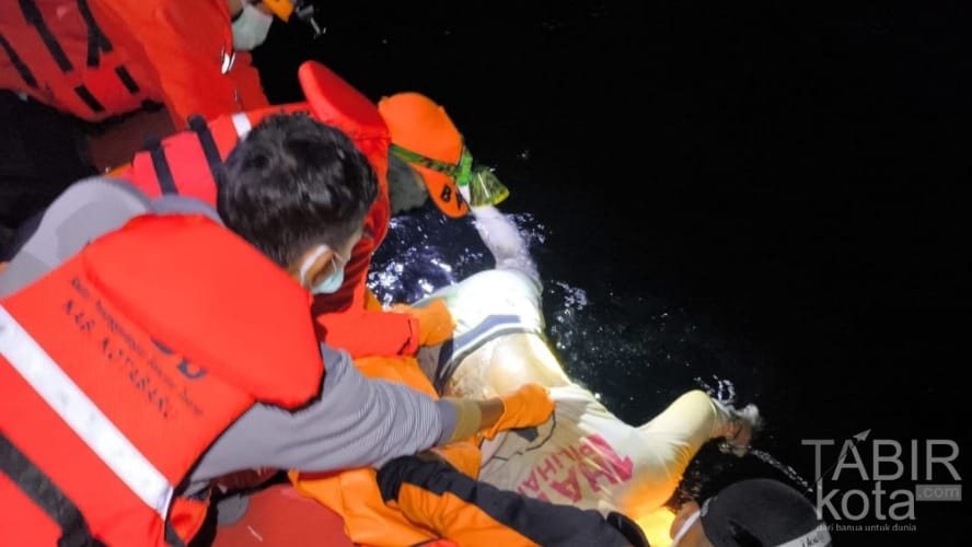 Tenggelam di Perairan Tanjung Seloka, Nelayan Kotabaru Ditemukan Tak Bernyawa di Labuan Mas