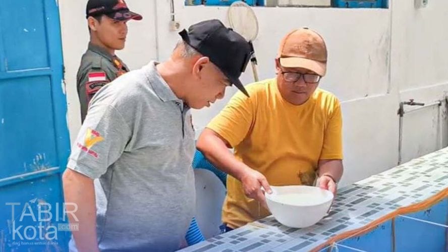 Pastikan Ketahanan Pangan, Bupati Kotabaru Tinjau Lokasi Budidaya Udang di Pulau Laut Sigam