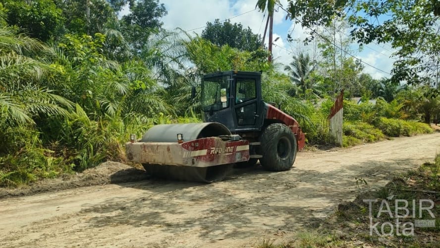 Pembangunan Jalan, Satgas TMMD Kodim 1012/Buntok Gunakan Wales