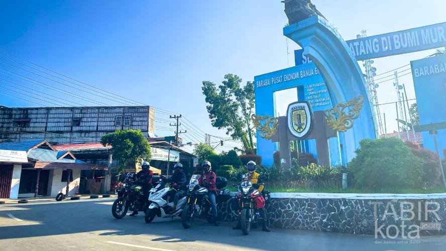 Tour Nusa Humba Dimulai, Empat Rider CB150X Adv Id Tabalong Bawa Misi Kebudayaan