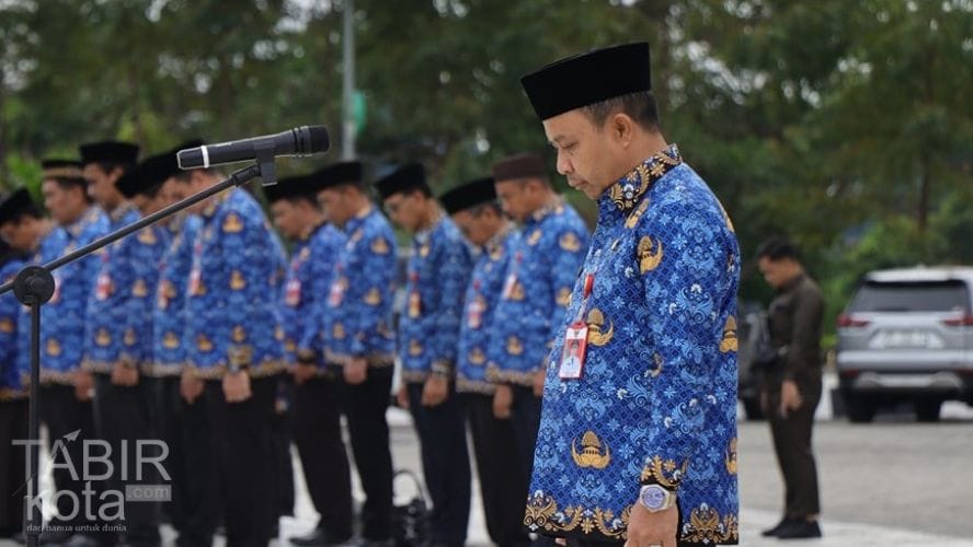 Pimpin Upacara Hari Lahir Pancasila, Bupati Tapin Tekankan Pentingnya Jaga Semangat Kebersamaan