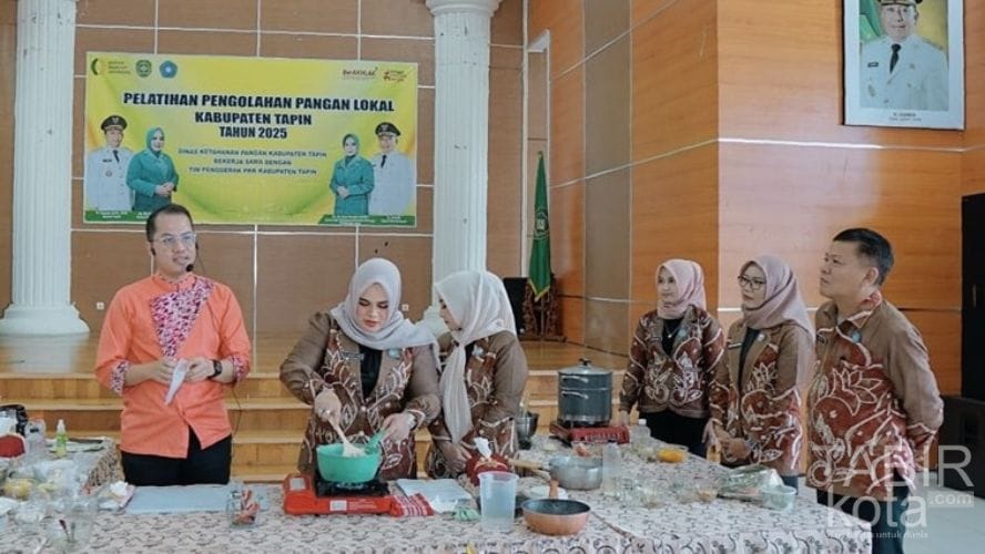 Buka Pelatihan B2SA, Ketua TP PKK Tapin Tekankan Pentingnya Pangan Lokal untuk Pola Konsumsi Sehat