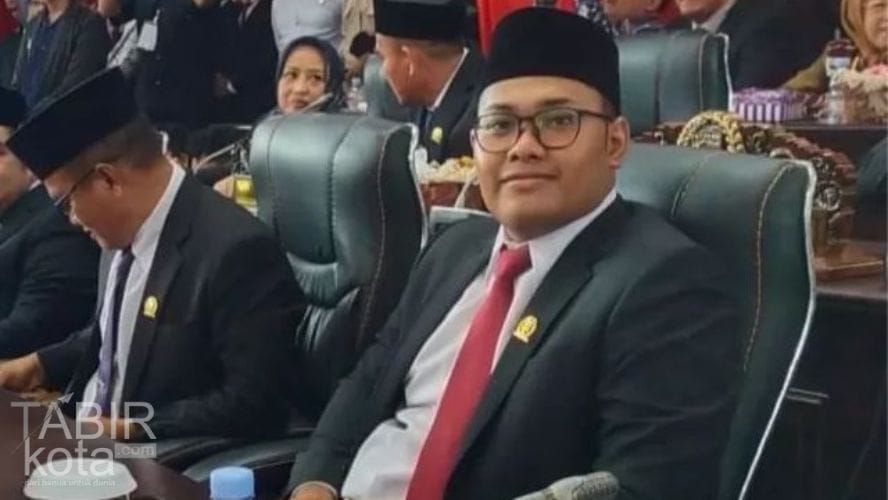 Sandri Alfandi, Ketua Komisi I DPRD Termuda di Kotabaru