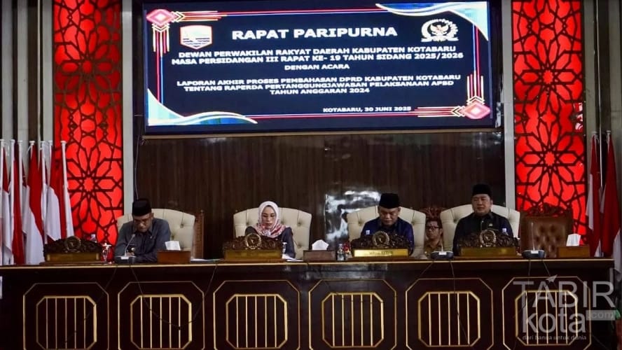 DPRD Kotabaru Gelar Rapat Paripurna Laporan Akhir Dua Raperda