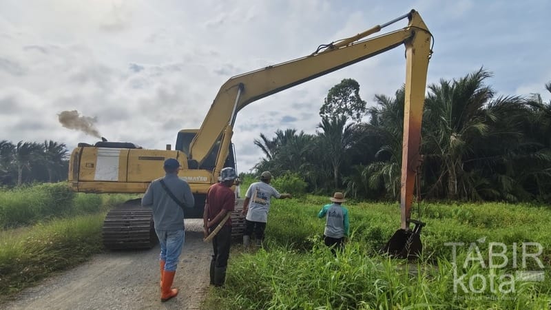 Warga Apresiasi Langkah Cepat Pemkab HSU Normalisasi Irigasi Polder Alabio