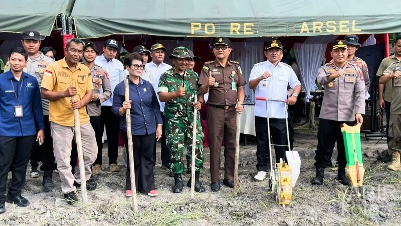 Wabup Barsel: Tanam Jagung Serentak Investasi Ketahanan Pangan dan Ekonomi Petani
