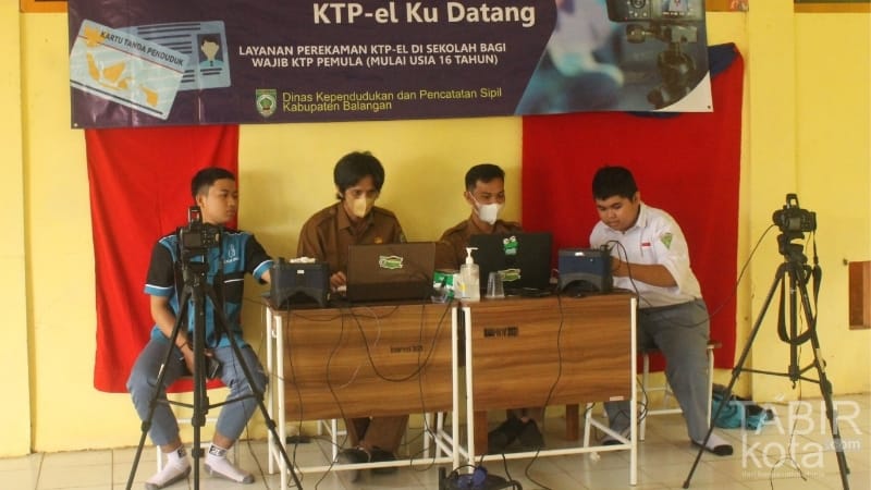 Tingkatkan Cakupan Kepemilikan KTP el, Pemkab Balangan Buka Layanan Perekaman di Sekolah