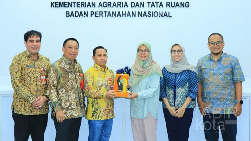 Audensi ke Kementrian ATR BPN, Bupati Tapin Minta Dukungan Wujudkan Sekolah Rakyat yang Berkualitas
