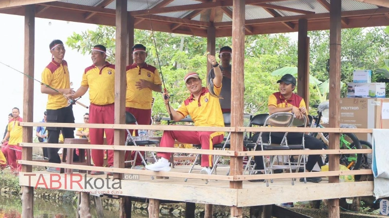 Meriahka HUT Ke-80 RI, Polres Barsel Gelar Lomba Memancing