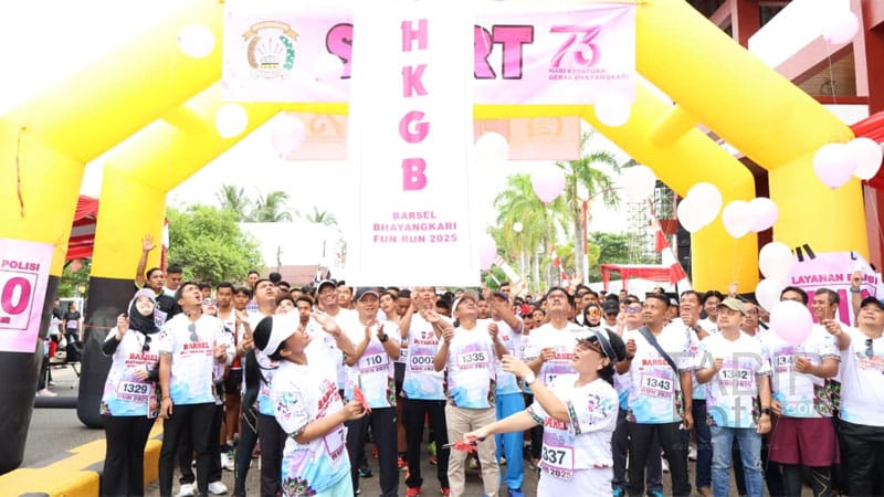 Hadiri Bhayangkari Run 5K 2025, Wakil Bupati Barsel Ajak Tumbuhkan Semangat Sportivitas