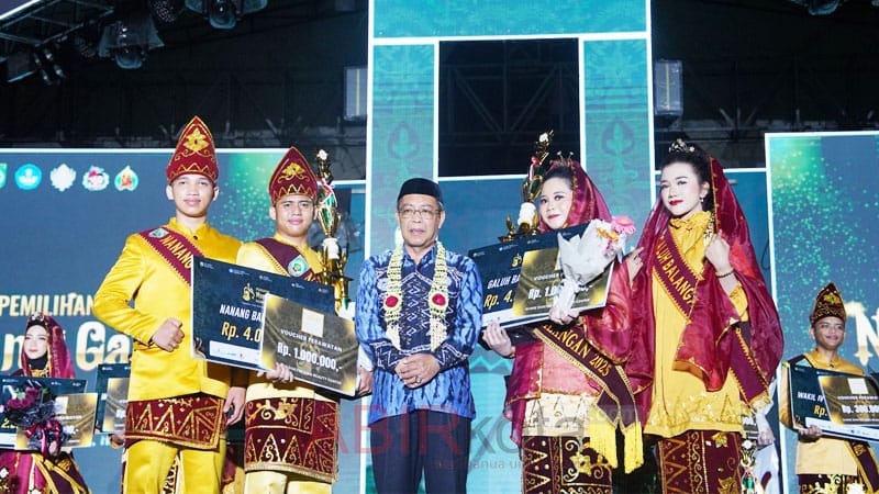 Hadiri Grand Final Nanang Galuh, Pj Sekda Balangan Harap Menginspirasi Generasi Muda