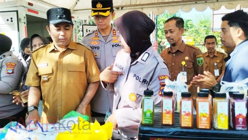 Tinjau Gerakan Pangan Murah, Wabup Tabalong: Komitmen Pemerintah Tekan Inflasi