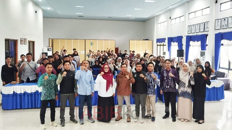 Meriahkan HUT ke-80 RI, PC PMI HSS Gelar Seminar Anti Hoax