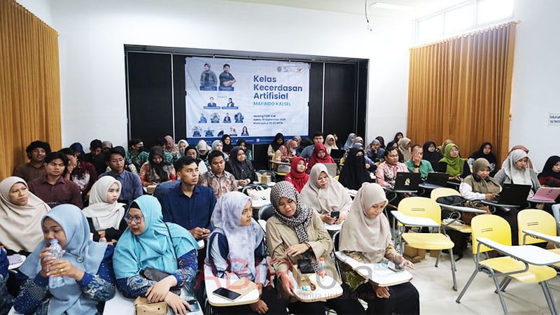 Perkuat Kapasitas Guru di Era Digital, MAFINDO Kalsel Gelar AI Goes to School