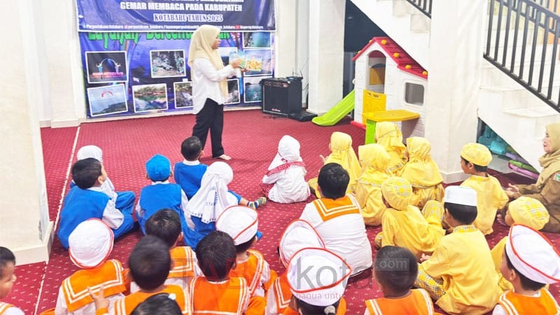 Tanamkan Nilai Kebaikan kepada Anak TK, Pemkab Kotabaru Gelar Kegiatan Mendongeng