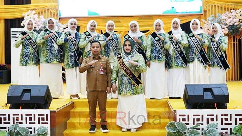 Kukuhkan Bunda Literasi Kabupaten dan Kecamatan, Bupati Tapin Harap Jadi Penggerak Tumbuhkan Budaya Baca