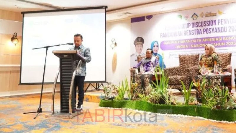 Buka FGD Renstra Posyandu 2025-2029, Bupati Tapin Harap Kinerja Lebih Profesional dan Berintegritas