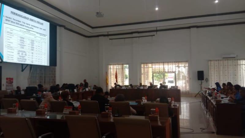 Hadiri Rapat Bapemperda, Kepala BPKAD Barsel Bahas Pertanggungjawaban APBD 2024 Bersama DPRD