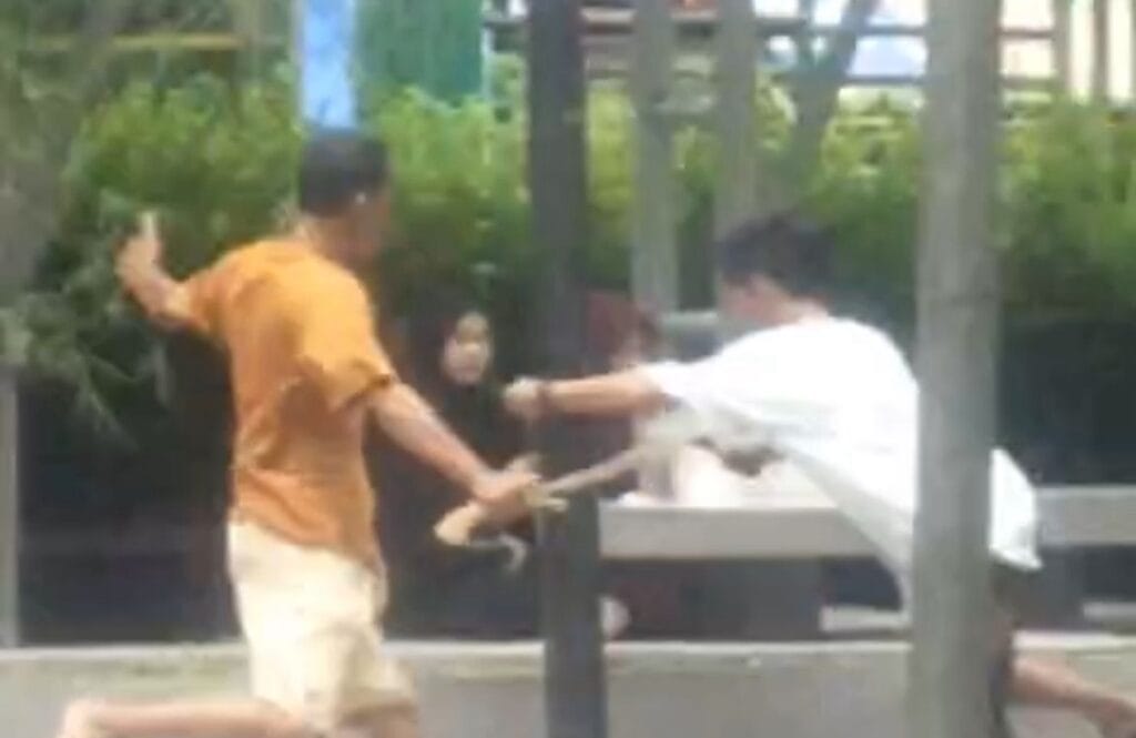 Geger Pria di HST Mengamuk dengan Parang, Polisi Lakukan Penyelidikan