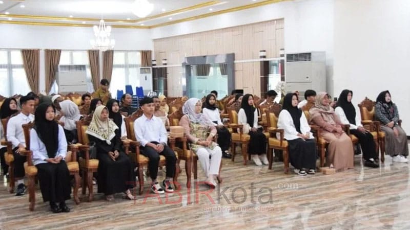 Hadiri Penandatanganan Pakta Integritas Calon Mahasiswa Universitas Pertamina, Bupati Tabalong Pesan Bulatkan Tekad