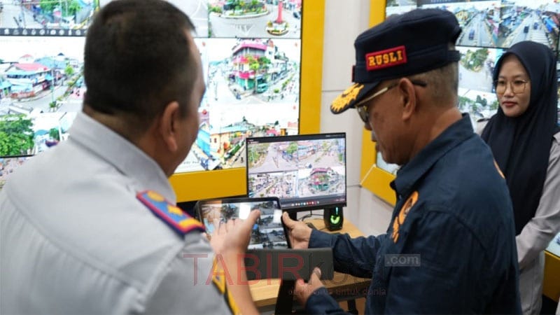 Pastikan Pelayanan Publik Berjalan Optimal, Bupati Kotabaru Kunker ke MPP dan Dishub