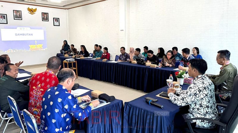 Hadiri FGD Forum SDI, Plt Sekda Mura Tegaskan Komitmen Wujudkan Tata Kelola Pemerintahan yang Transparan