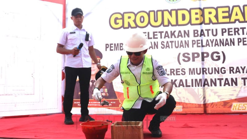 Wabup Lakukan Peletakkan Batu Pertama Pembangunan Dapur SPPG Polres Murung Raya