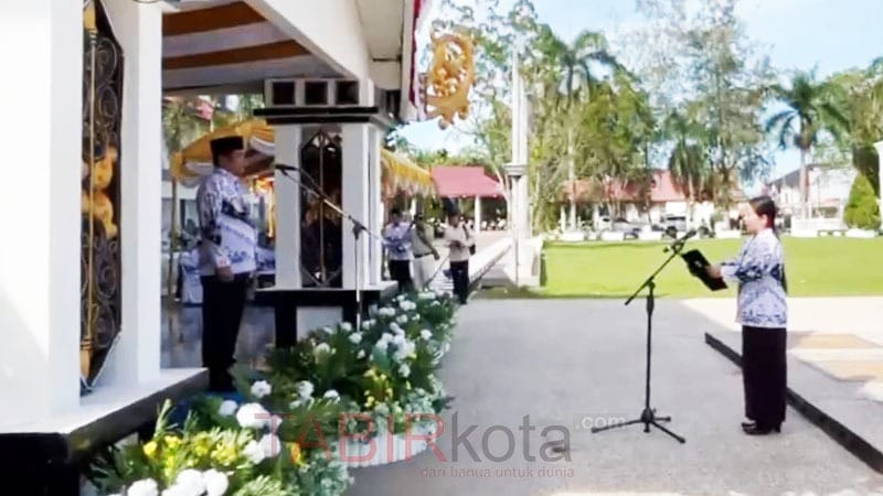 Peringatan HGN 2025, Wabup Barsel Tekankan Penguatan Peran dan Kesejahteraan Guru