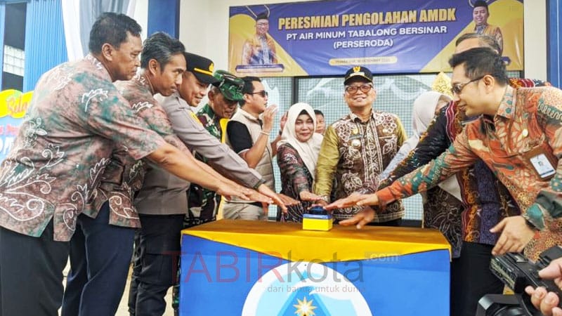 Tingkatkan PAD, Bupati Tabalong Resmikan Gedung Pengolahan Air Minum Dalam Kemasan