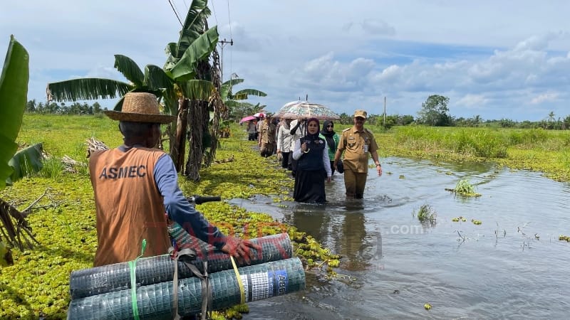 “Hayau” Banjir di HST, Mama Deden Hadir untuk Kelompok Rentan