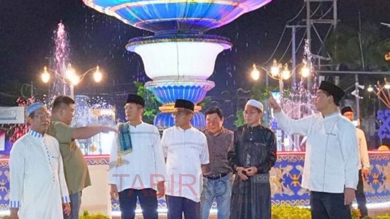 Pastikan Kota Nyaman di Malam Hari Jelang Idul Fitri, Bupati Barut Sidak Lampu dan Taman