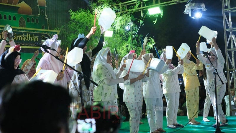 Bagarakan Sahur dan Arah Kebudayaan HST: Tradisi, Kreativitas dan Pembangunan Daerah (Bagian Kedua)