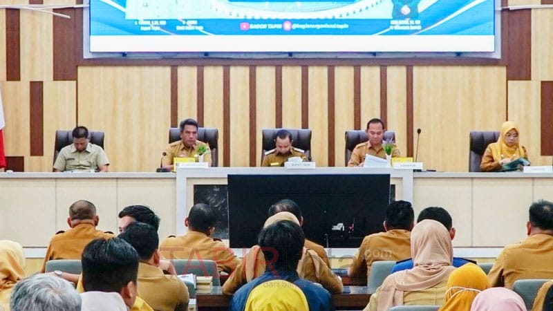 Perkuat Tata Kelola Pemerintahan, Bupati Tapin Buka Ekspose Hasil Evaluasi Kelembagaan Tahun 2025