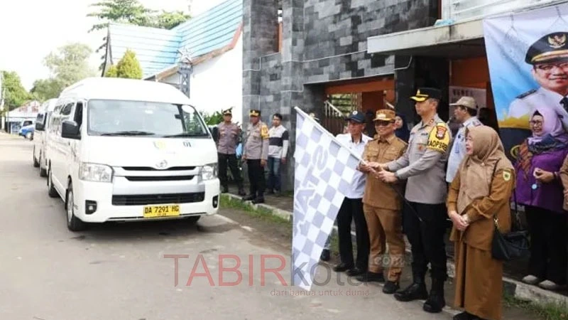 Bupati Tabalong Lepas Armada Mudik Gratis ‘Smart’ Kloter Pertama di Terminal Mabuun