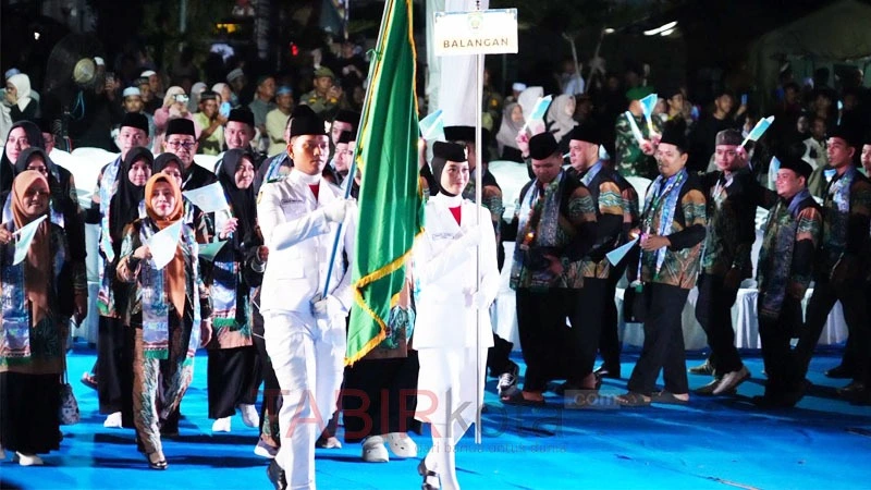 Hadiri Pembukaan MTQ ke-37 Kalsel, Bupati Balangan Pasang Target Masuk Empat Besar