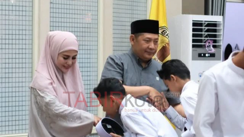 Peduli Sesama, Bupati HST Santuni 200 Anak Yatim