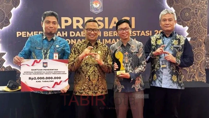 Sukses Tekan Pengangguran, Pemkab Tabalong Raih Penghargaan Terbaik II Tingkat Regional Kalimantan