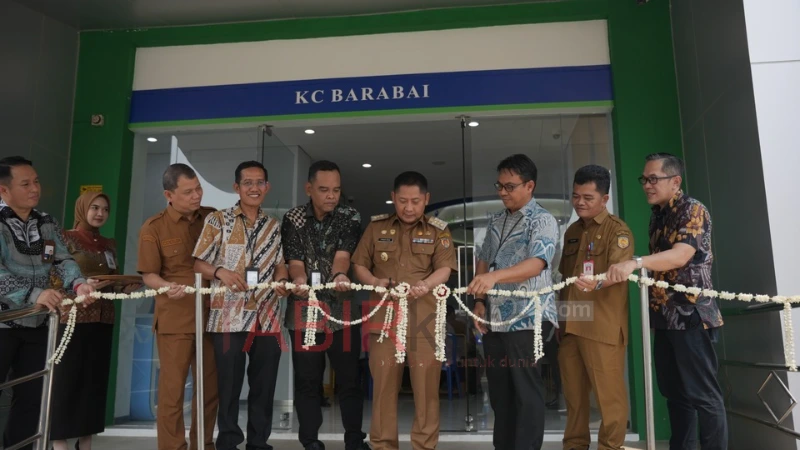 Gedung Bank Kalsel Selesai Direnovasi, Bupati HST Harap Peningkatan Kualitas Pelayanan
