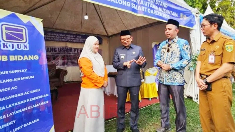 Kunjungi Job Fair 2026, Bupati Tabalong Harap Tingkatkan Penyerapan Tenaga Kerja Lokal