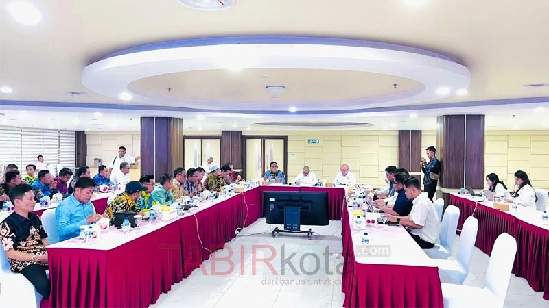Perjuangkan Nasib Sopir Truk, DPRD bersama Bupati HSU Datangi BPH Migas Bahas Kuota Solar Subsidi